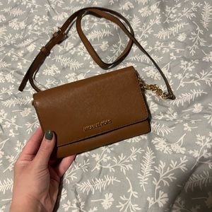 Michael Kors Wallet/Phone holder Crossbody bag 🤎
